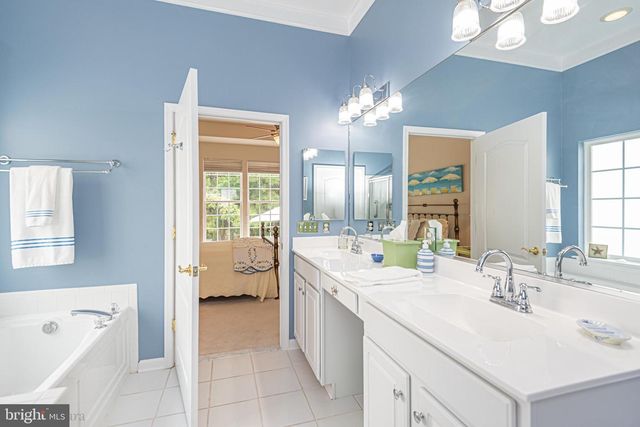 1 COLUMBIA AVE, Ocean Pines, MD 21811