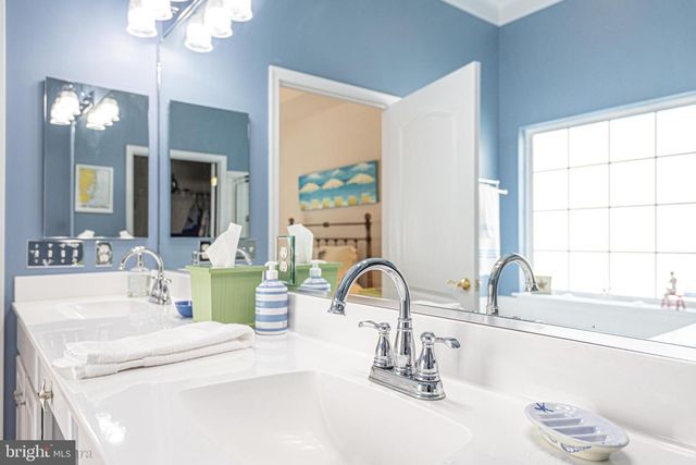 1 COLUMBIA AVE, Ocean Pines, MD 21811