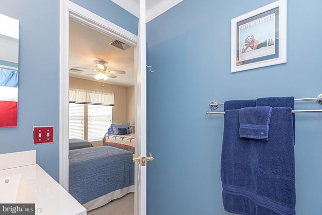 1 COLUMBIA AVE, Ocean Pines, MD 21811