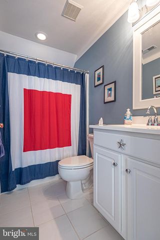 1 COLUMBIA AVE, Ocean Pines, MD 21811