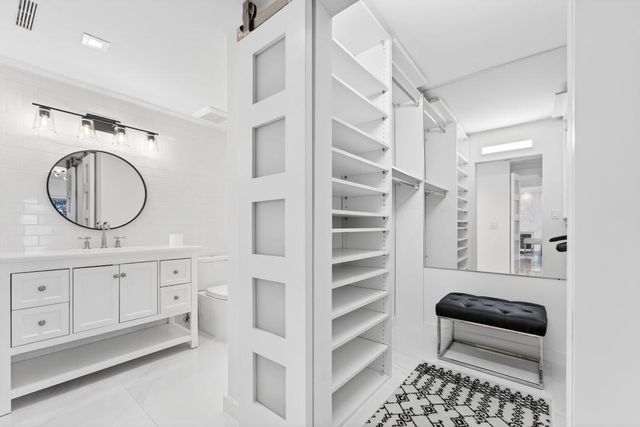 725 Hummingbird Way 103, North Palm Beach, FL 33408