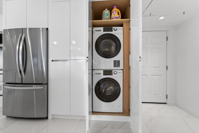 725 Hummingbird Way 103, North Palm Beach, FL 33408