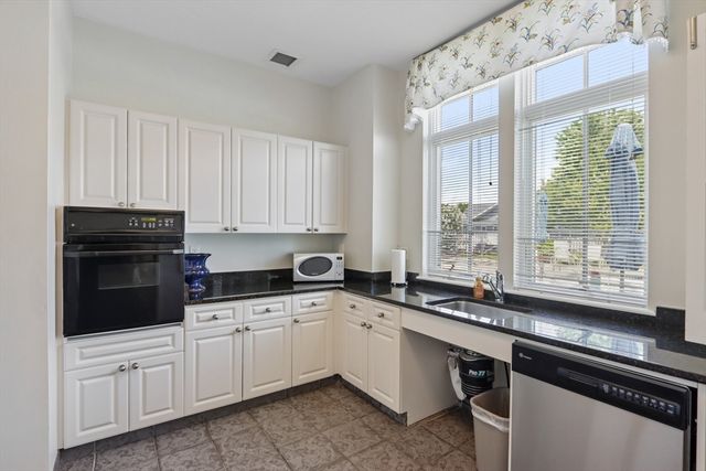 501 Commerce Dr 3211, Braintree, MA 02184
