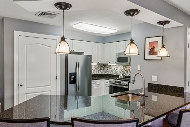 501 Commerce Dr 3211, Braintree, MA 02184