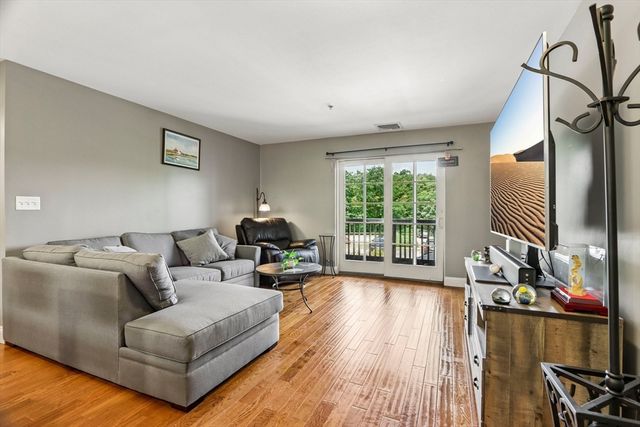 501 Commerce Dr 3211, Braintree, MA 02184