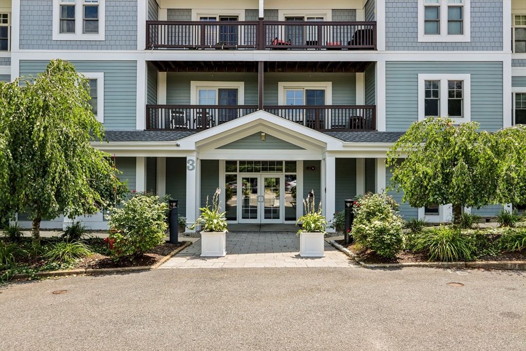501 Commerce Dr 3211, Braintree, MA 02184