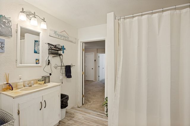 402 Jones Street, Tom Bean, TX 75489