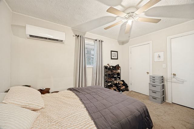 402 Jones Street, Tom Bean, TX 75489