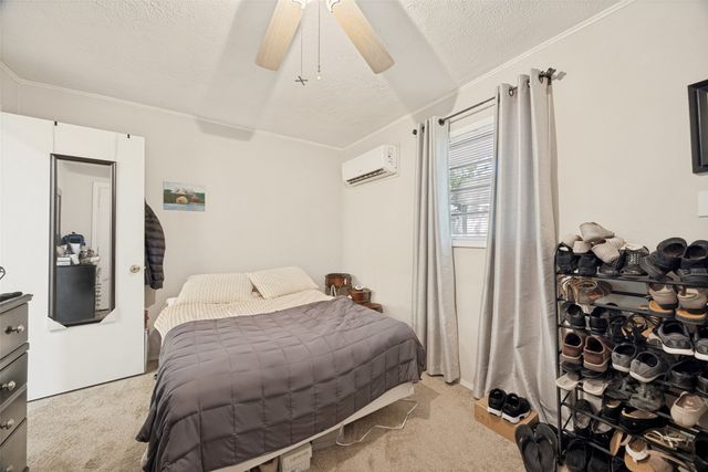 402 Jones Street, Tom Bean, TX 75489