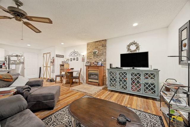 402 Jones Street, Tom Bean, TX 75489