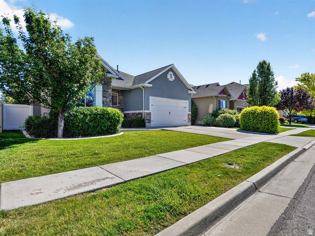 2335 W FIELD STONE WAY, Layton, UT 84041