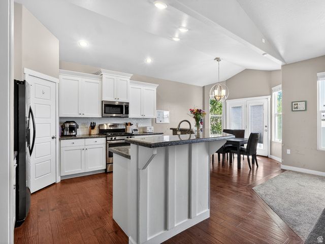 2335 W FIELD STONE WAY, Layton, UT 84041