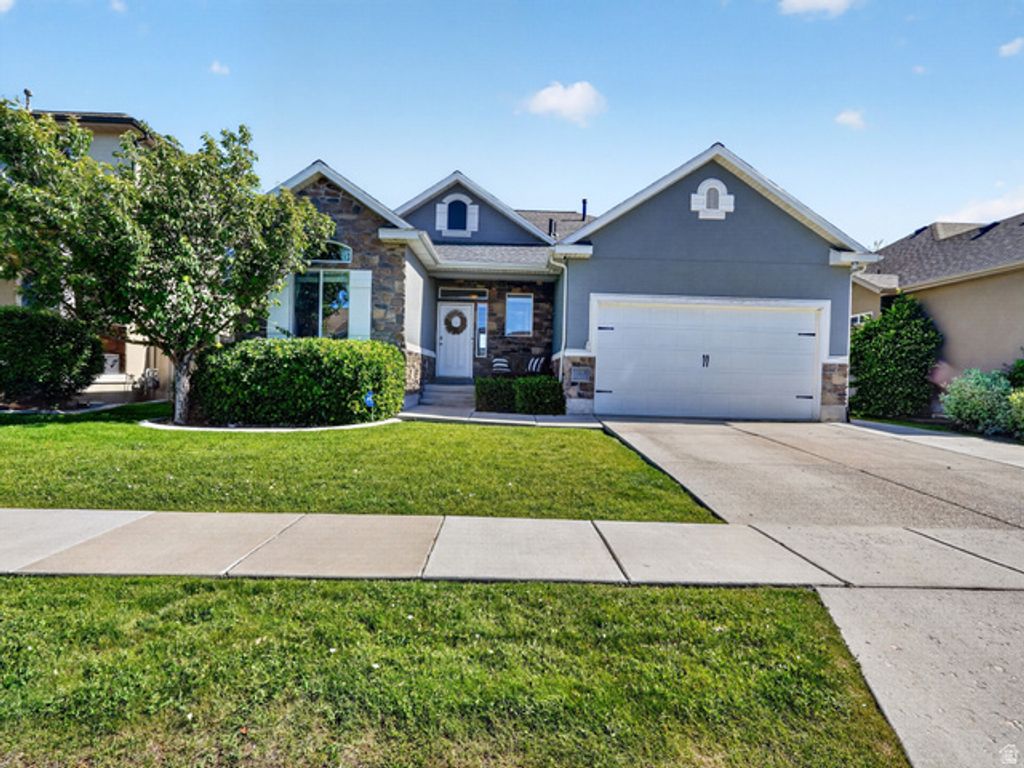 2335 W FIELD STONE WAY, Layton, UT 84041