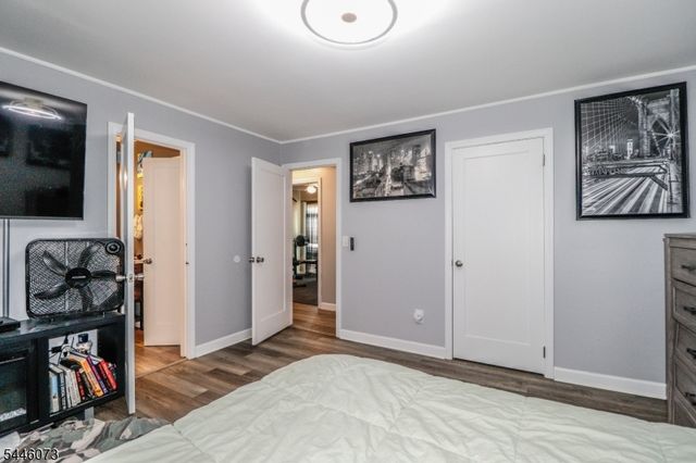 31 Woodview Ave, Woodbridge Twp., NJ 08863