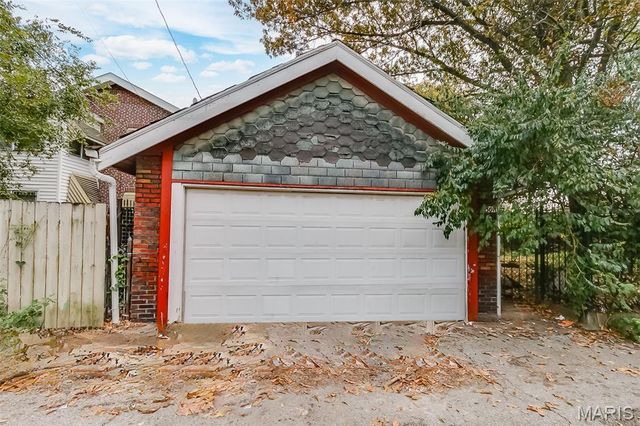 5011 N Kingshighway Boulevard, St Louis, MO 63115