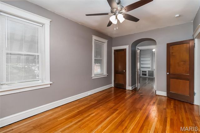 5011 N Kingshighway Boulevard, St Louis, MO 63115