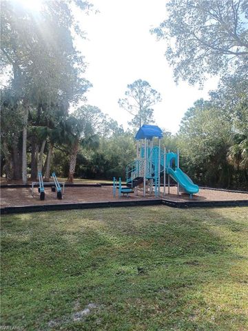 4508 Varsity CIR, Lehigh Acres, FL 33971