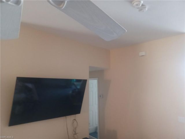 4508 Varsity CIR, Lehigh Acres, FL 33971