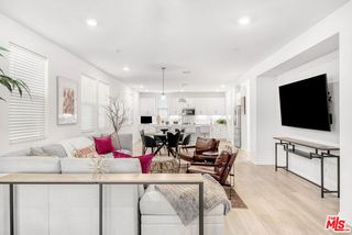 768 Daniel Freeman Circle, Inglewood, CA 90301