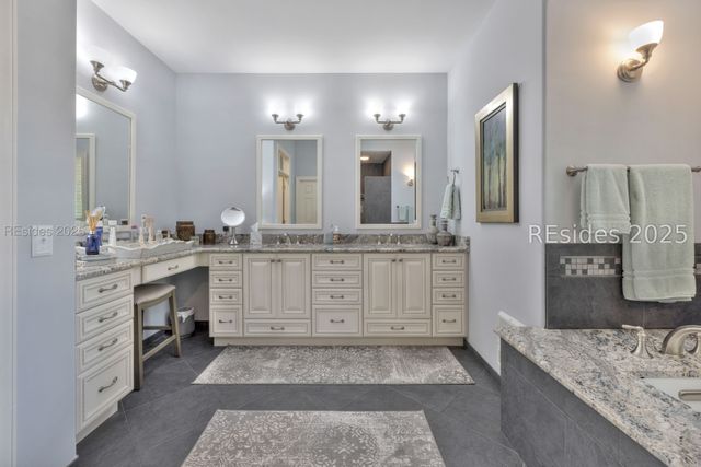 60 Leamington Ln, Hilton Head Island, SC 29928