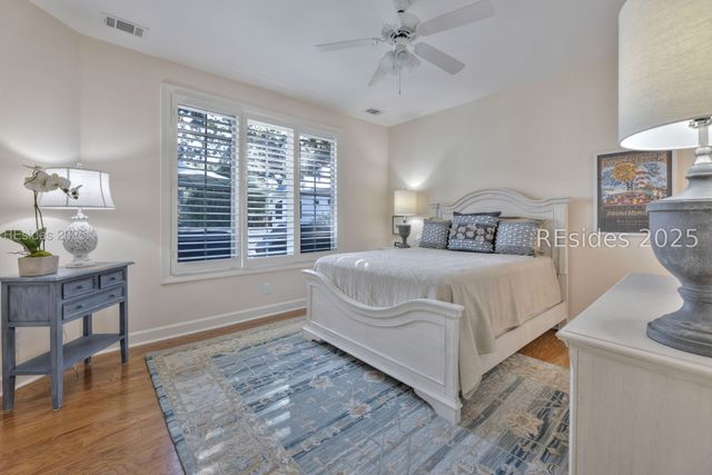 60 Leamington Ln, Hilton Head Island, SC 29928