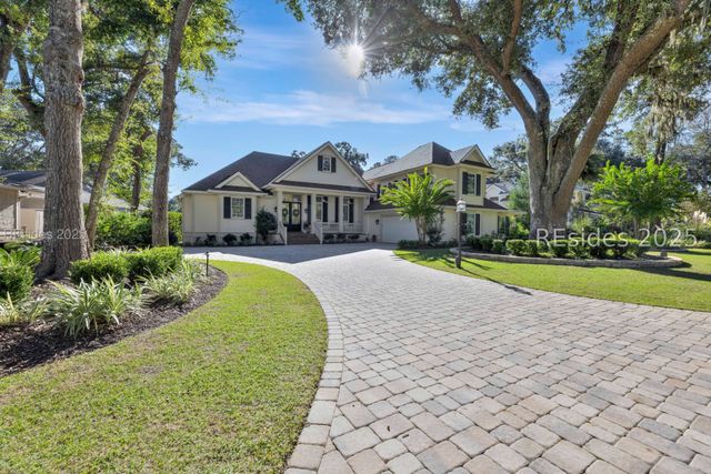 60 Leamington Ln, Hilton Head Island, SC 29928