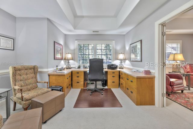 60 Leamington Ln, Hilton Head Island, SC 29928