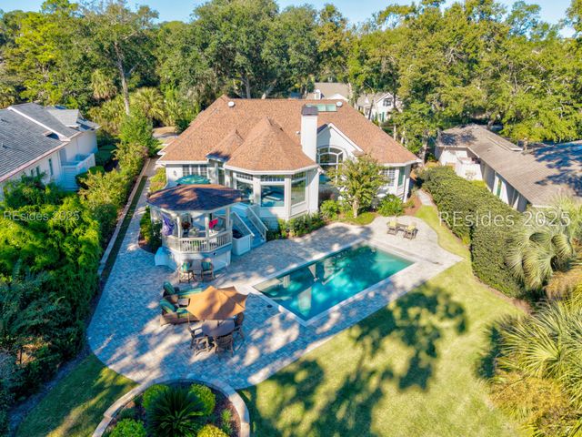 60 Leamington Ln, Hilton Head Island, SC 29928