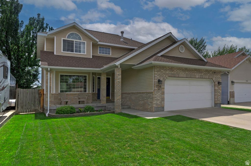 236 E ASHBROOK CIR, Midvale, UT 84047 — exterior
