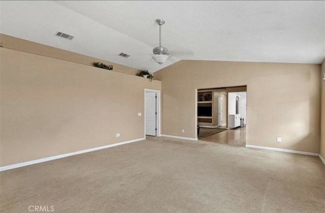 15184 Walnut, Hesperia, CA 92345