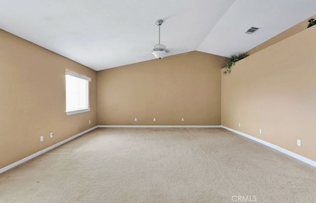 15184 Walnut, Hesperia, CA 92345