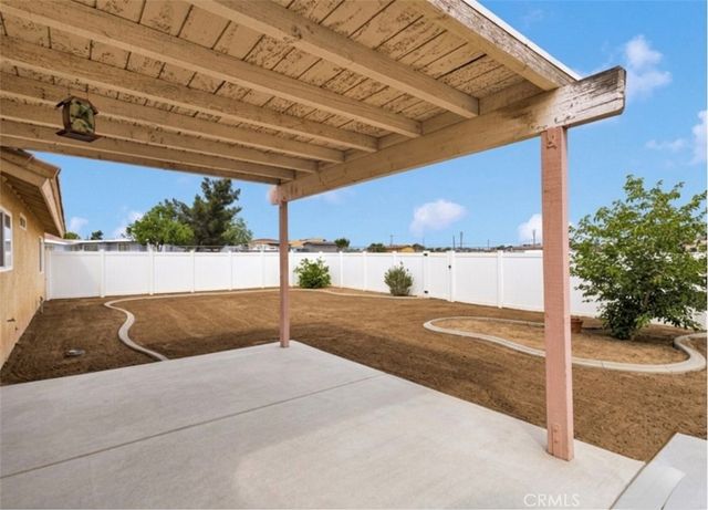 15184 Walnut, Hesperia, CA 92345