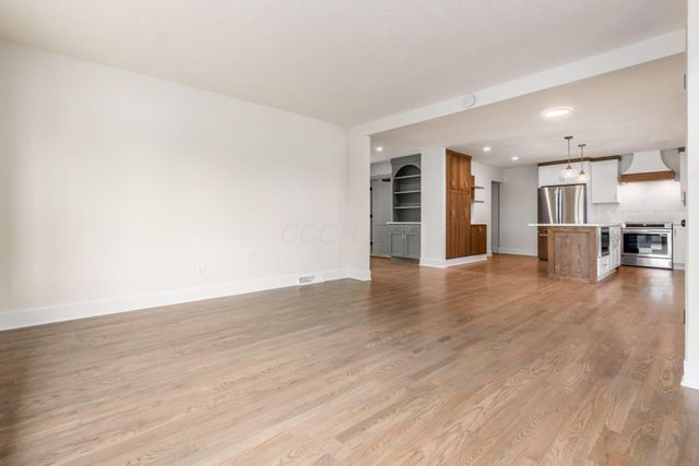 3542 Hoover Road, Grove City, OH 43123