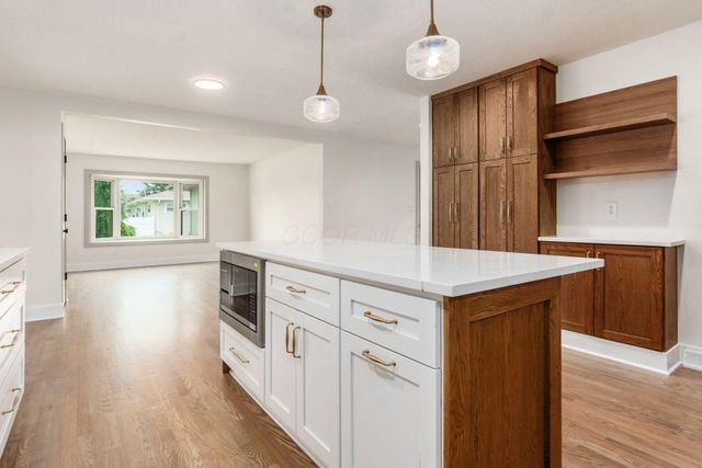 3542 Hoover Road, Grove City, OH 43123