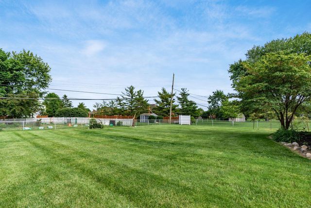 3542 Hoover Road, Grove City, OH 43123