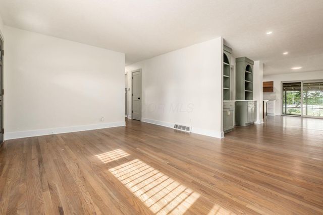 3542 Hoover Road, Grove City, OH 43123