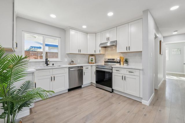 714 Hamilton Lane, Santa Clara, CA 95051