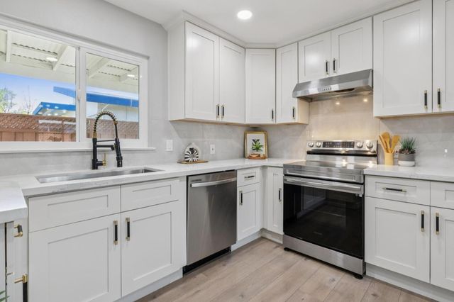 714 Hamilton Lane, Santa Clara, CA 95051