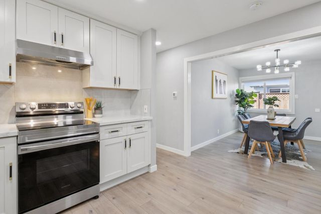 714 Hamilton Lane, Santa Clara, CA 95051