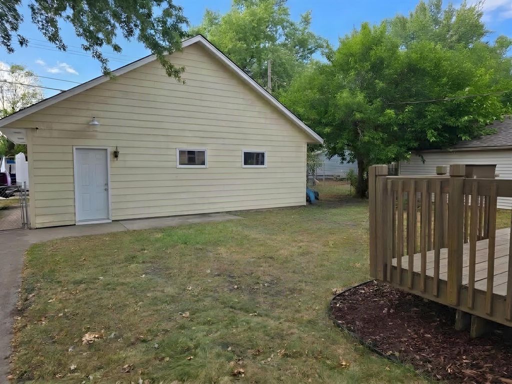 5401 Dupont Avenue N, Brooklyn Center, MN 55430 — photo 5