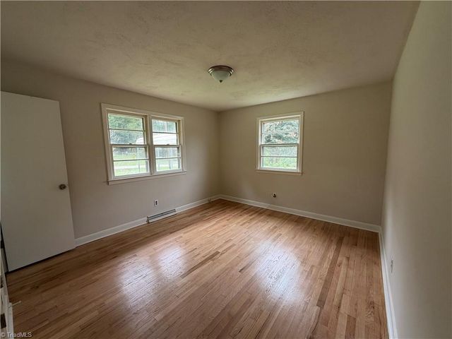 140 Joyce Drive, Winston-salem, NC 27107