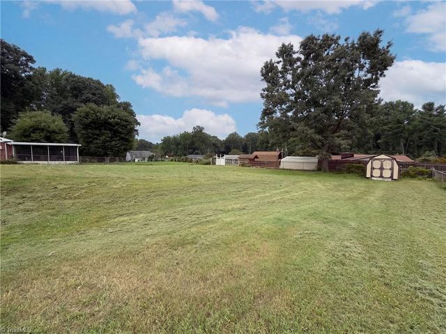 140 Joyce Drive, Winston-salem, NC 27107