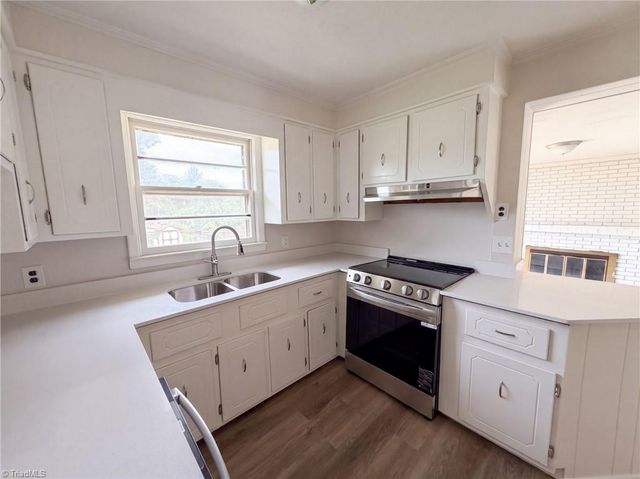 140 Joyce Drive, Winston-salem, NC 27107