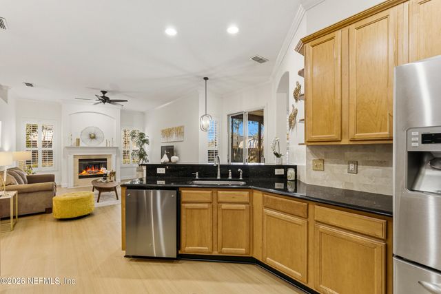 12104 LAKE FERN Drive, Jacksonville, FL 32258