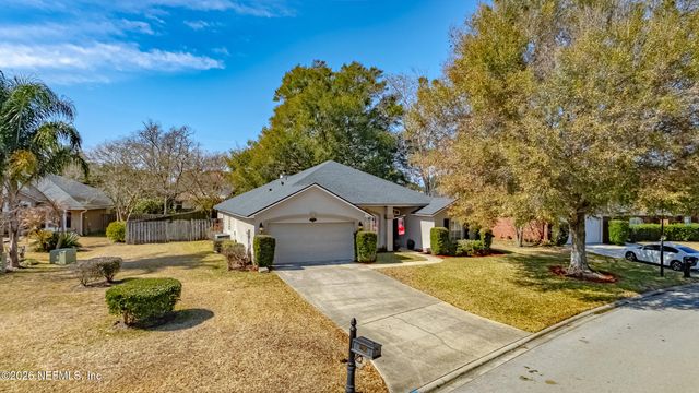 12104 LAKE FERN Drive, Jacksonville, FL 32258