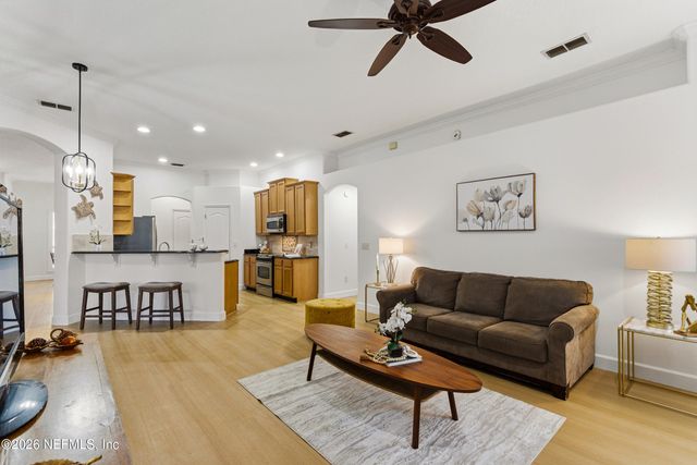 12104 LAKE FERN Drive, Jacksonville, FL 32258