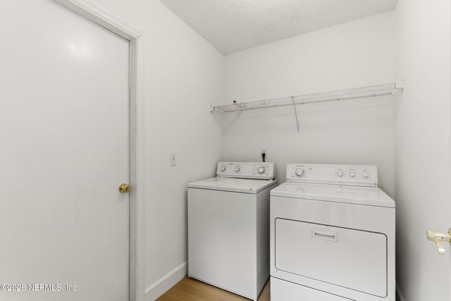 12104 LAKE FERN Drive, Jacksonville, FL 32258