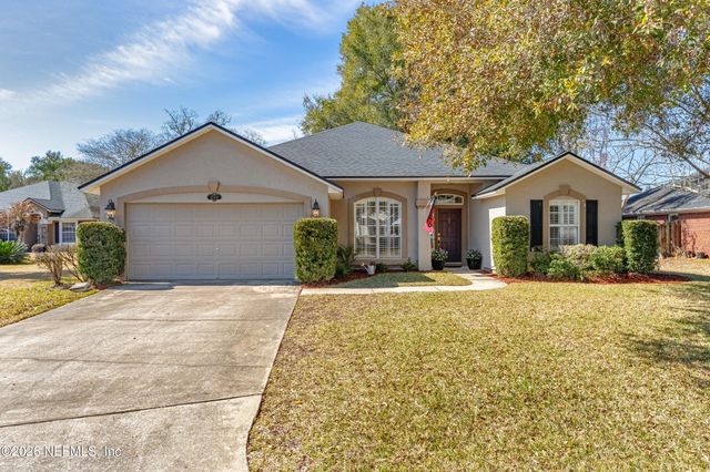 12104 LAKE FERN Drive, Jacksonville, FL 32258