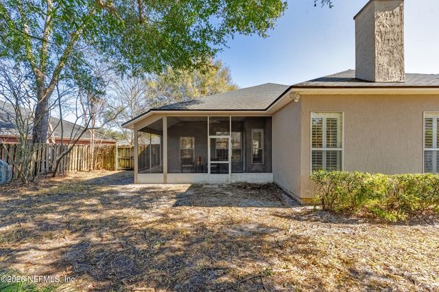 12104 LAKE FERN Drive, Jacksonville, FL 32258