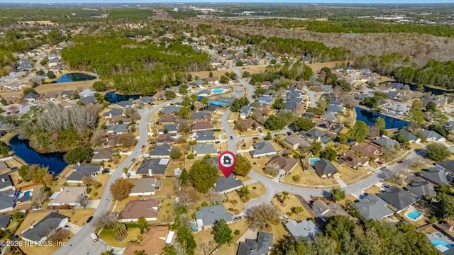 12104 LAKE FERN Drive, Jacksonville, FL 32258